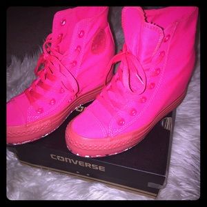 Chuck Taylor Hidden Wedge Platform Sneaker